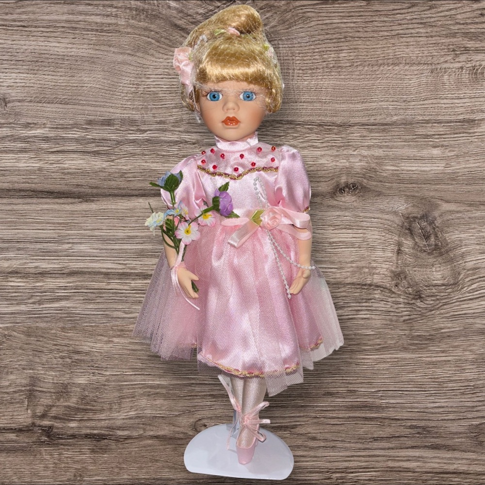 Heritage Signature Collection #12157 Porcelain Ballerina Doll- NIB